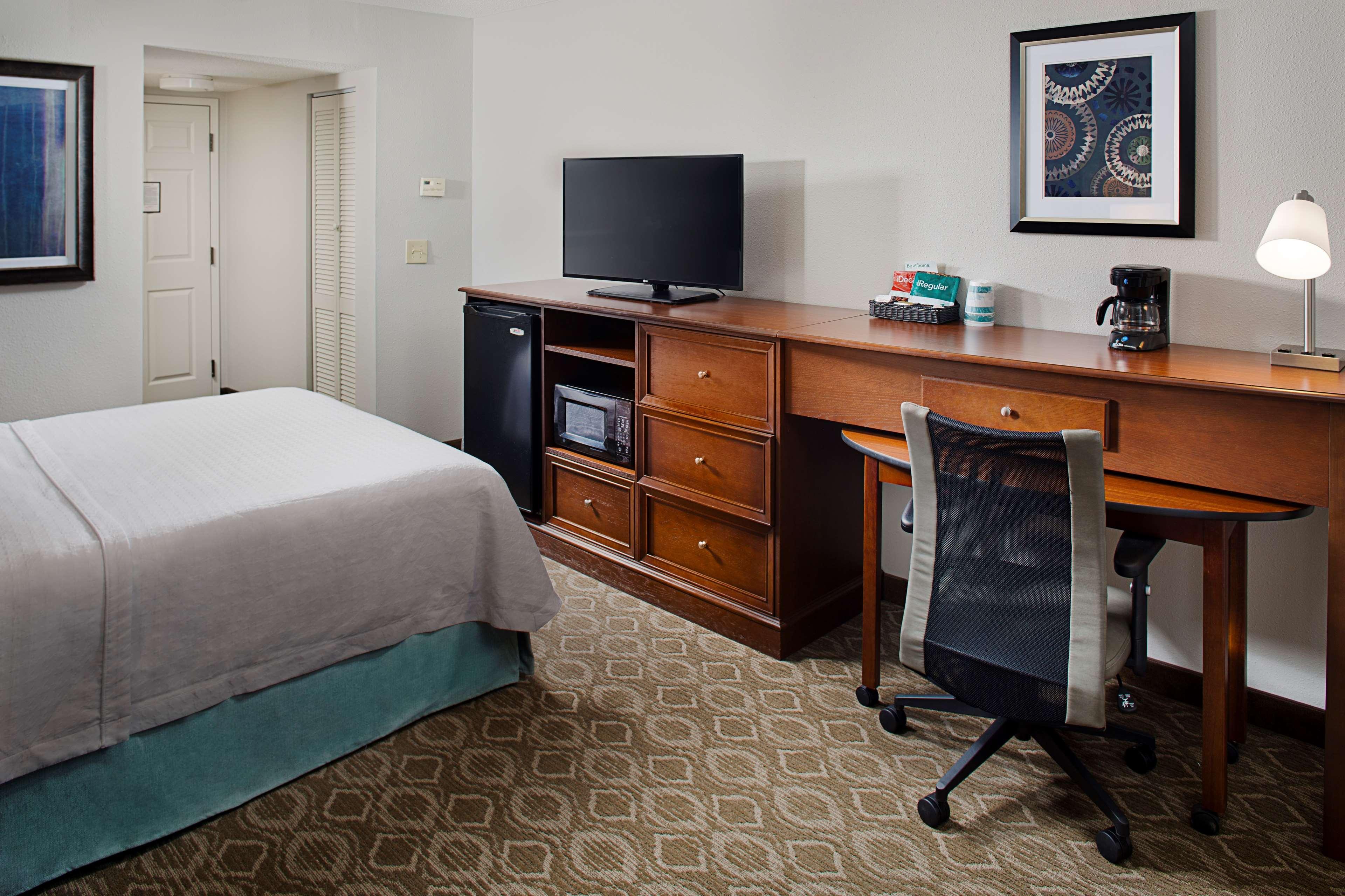 Homewood Suites By Hilton Raleigh/Кэри Экстерьер фото